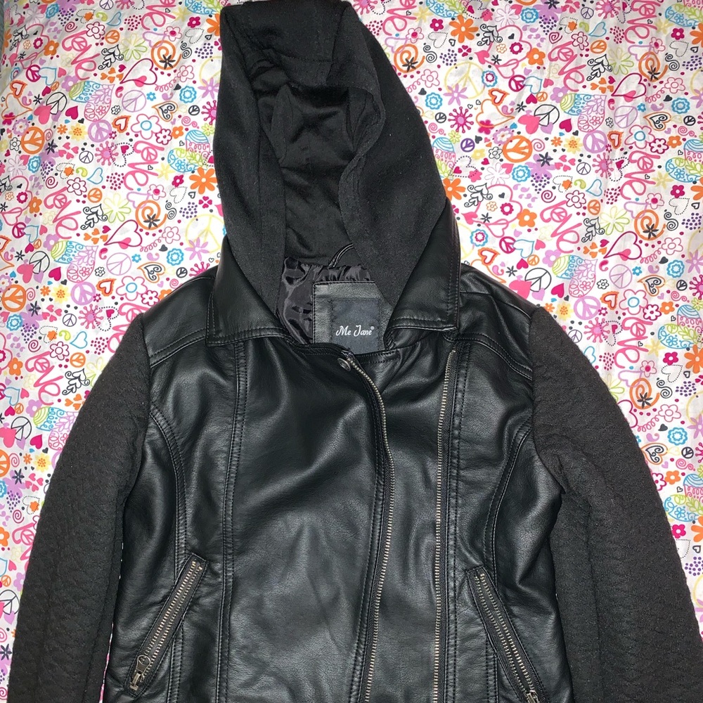 A black leather jacket